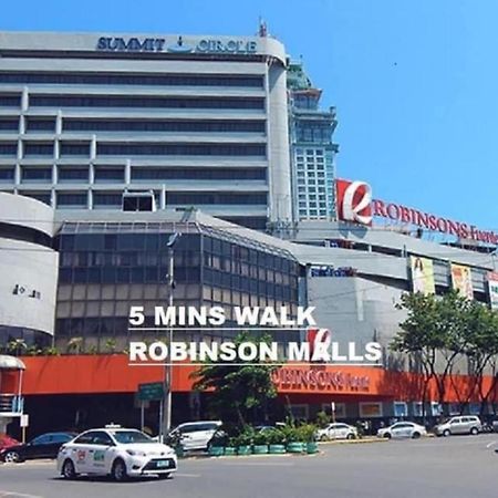 Апартаменти Horizon 101 A2 Shortwalk Robinson Mall Mango Square Bar Cebu Екстер'єр фото