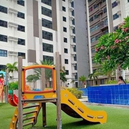 Апартаменти Horizon 101 A2 Shortwalk Robinson Mall Mango Square Bar Cebu Екстер'єр фото