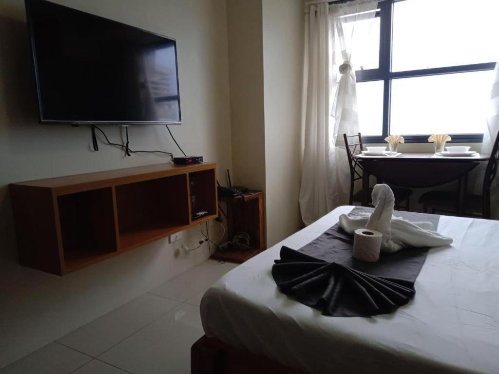 Апартаменти Horizon 101 A2 Shortwalk Robinson Mall Mango Square Bar Cebu Екстер'єр фото
