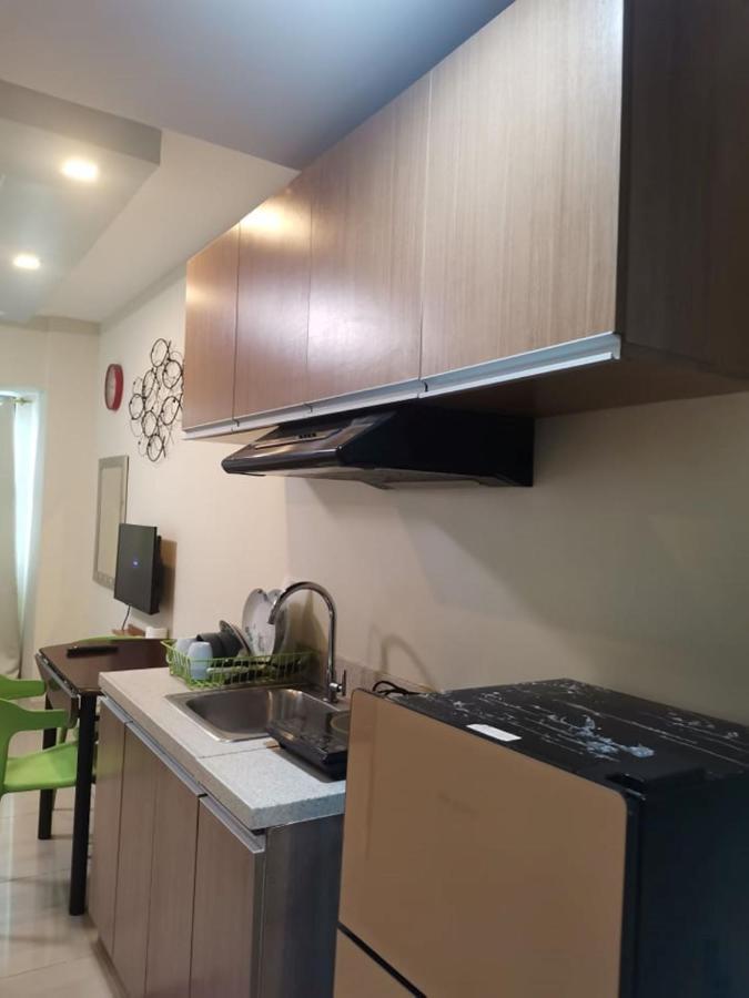 Апартаменти Horizon 101 A2 Shortwalk Robinson Mall Mango Square Bar Cebu Екстер'єр фото